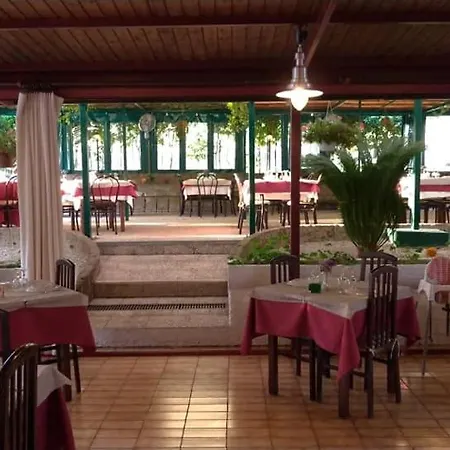 Pier Delle Vigne Gospodarstwo agroturystyczne *